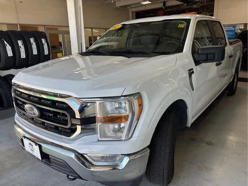 Used 2021 Ford F150 XLT image 3