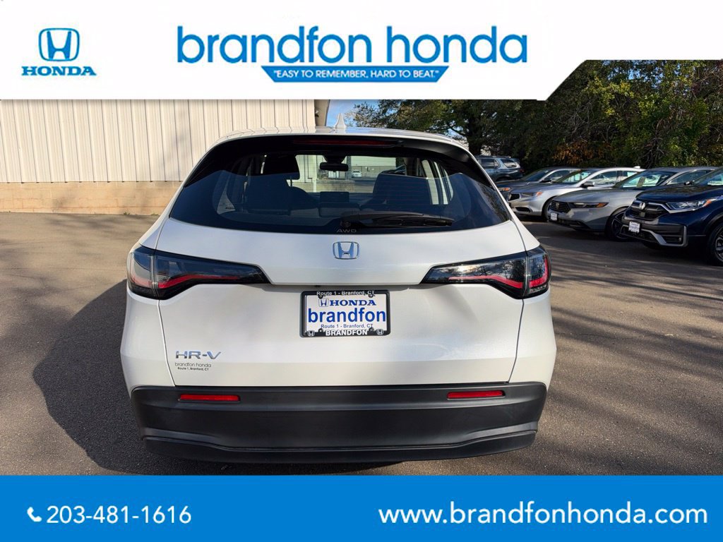 Used 2024 Honda HR-V LX image 5