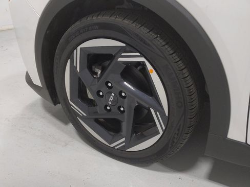 Used 2025 Kia K4 EX FWD image 31