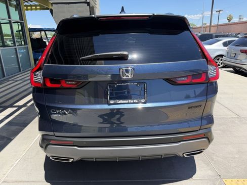 Used 2025 Honda CR-V Sport-L image 13