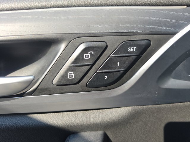 Used 2023 BMW X3 xDrive30i w/ Convenience Package AWD/4WD image 15