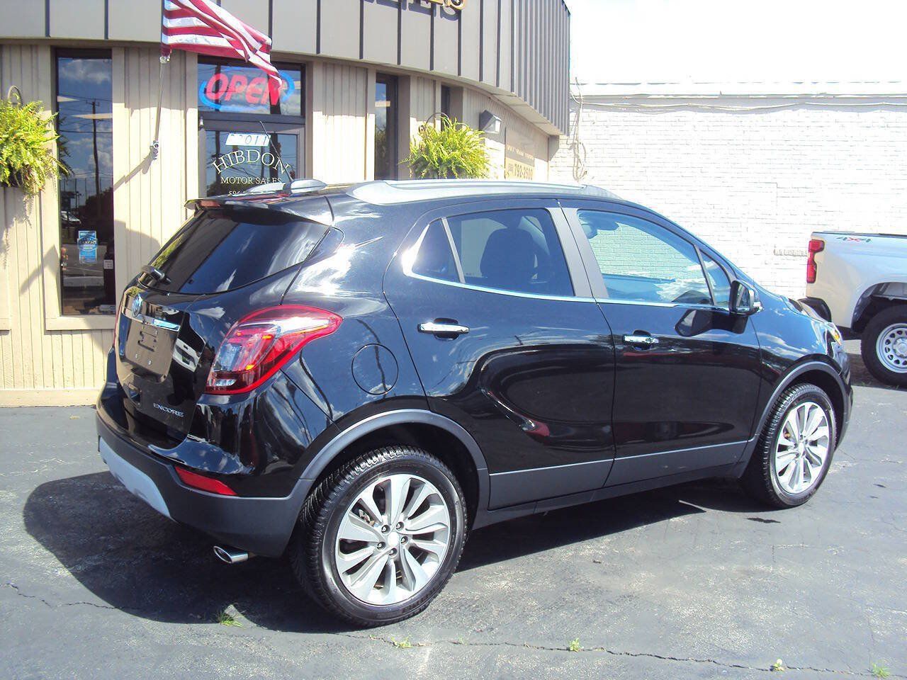 Used 2019 Buick Encore Preferred w/ Safety Package FWD image 5