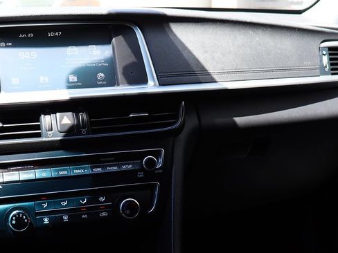 Used 2020 Kia Optima LX FWD image 42