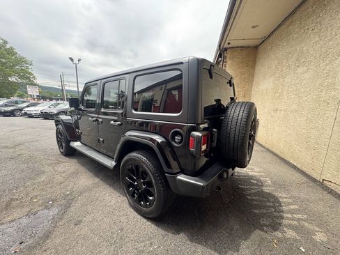Used 2018 Jeep Wrangler Unlimited Sport S AWD/4WD image 4