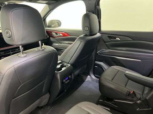 New 2026 Chevrolet Traverse Z71 w/ Enhanced Driving Package AWD/4WD image 20
