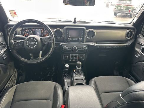 Used 2020 Jeep Wrangler Unlimited Sport AWD/4WD image 24