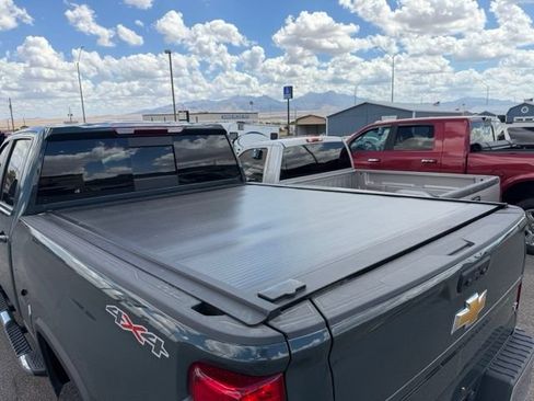 Used 2025 Chevrolet Silverado 2500 LT AWD/4WD image 8