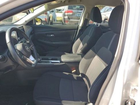 Used 2022 Nissan Sentra SV w/ All-Weather Package image 17