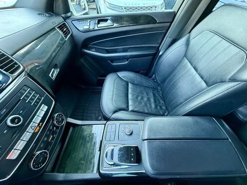 Used 2018 Mercedes-Benz GLS 450 4MATIC image 22