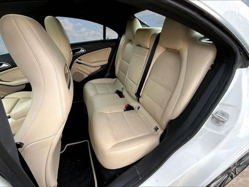 Used 2018 Mercedes-Benz CLA 250 image 23