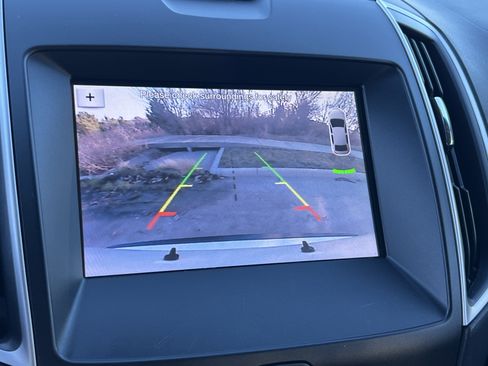 Used 2019 Ford Edge SEL w/ Equipment Group 201A image 23