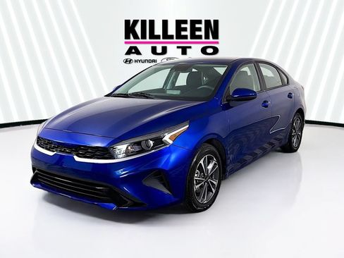 Used 2024 Kia Forte LXS FWD image 3