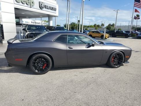 Used 2023 Dodge Challenger SRT Hellcat RWD image 8