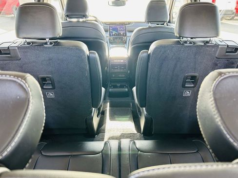 Used 2021 Jeep Grand Cherokee L Limited image 31