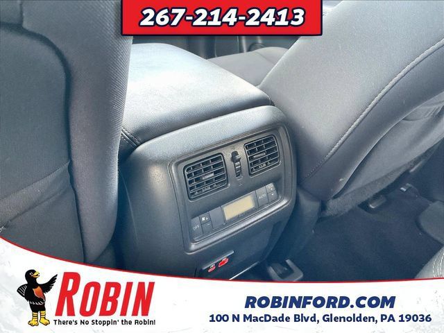Used 2020 Nissan Pathfinder SV FWD image 12