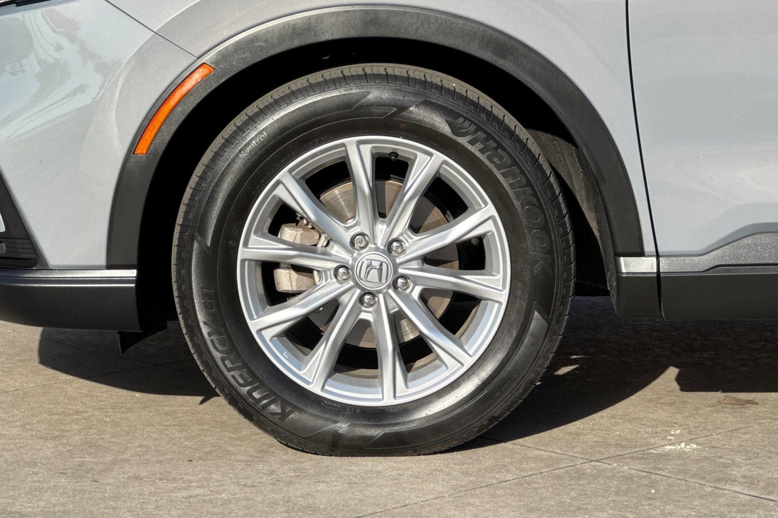 Used 2025 Honda CR-V EX-L image 27