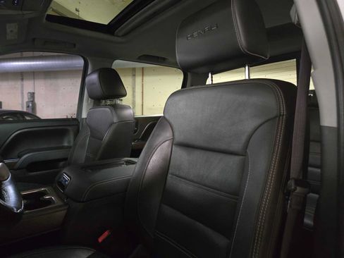 Used 2017 GMC Sierra 1500 Denali w/ Denali Ultimate Package AWD/4WD image 22