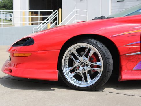 Used 1997 Chevrolet Camaro LT w/ Preferred Equipment Group 2 RWD image 26