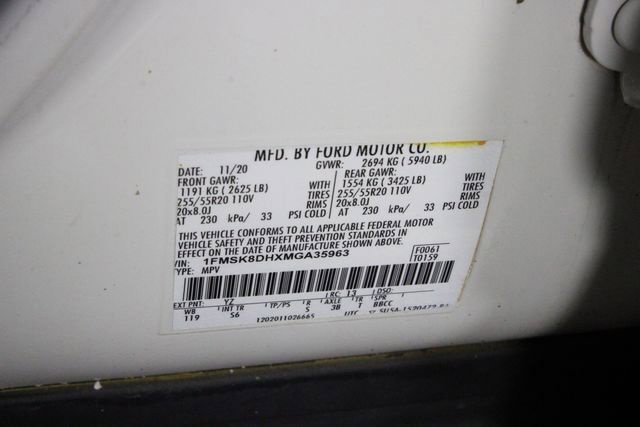 Used 2021 Ford Explorer XLT w/ Equipment Group 202A AWD/4WD image 29