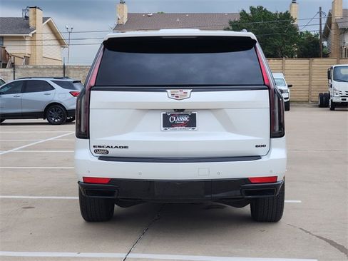 Used 2023 Cadillac Escalade Sport Platinum AWD/4WD image 13