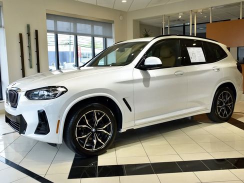 Used 2023 BMW X3 xDrive30i w/ M Sport Package AWD/4WD image 3