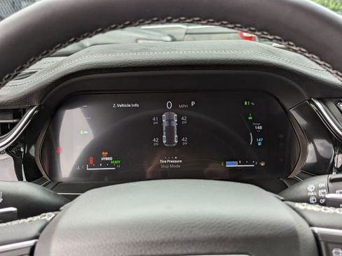 Used 2023 Jeep Grand Cherokee 4WD 4xe w/ Luxury Tech Group II image 13