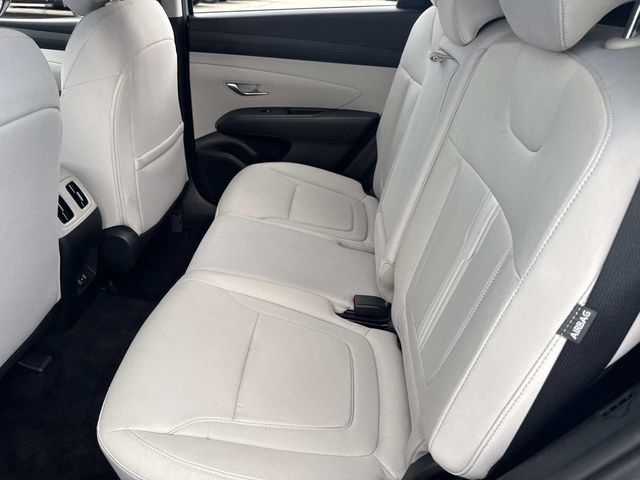 Used 2025 Hyundai Tucson SEL AWD/4WD image 16