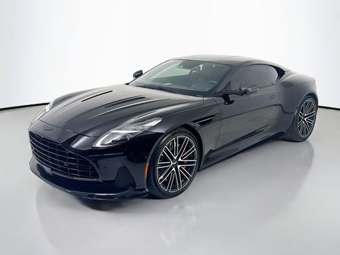 Used 2024 Aston Martin DB12 Coupe RWD image 3