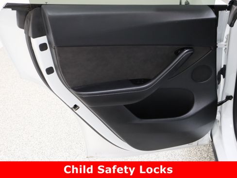 Used 2021 Tesla Model Y Performance image 24