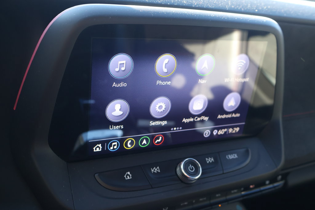 Used 2020 Chevrolet Camaro ZL1 RWD image 23