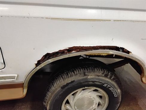 Used 1995 Ford F150 2WD Regular Cab image 14