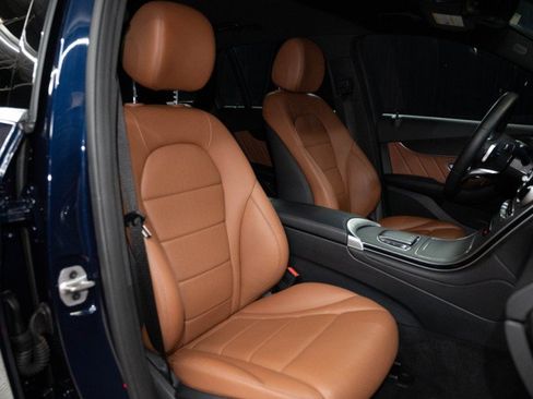 Certified 2022 Mercedes-Benz GLC 300 image 12