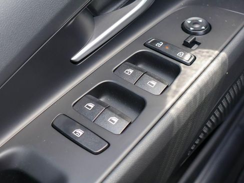 New 2026 Hyundai Elantra Limited FWD image 19