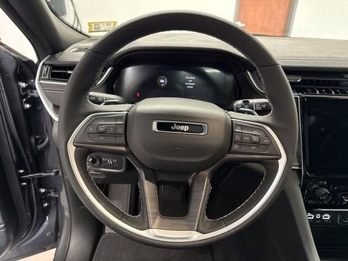 New 2025 Jeep Grand Cherokee Limited AWD/4WD image 28