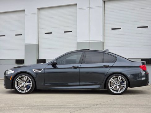 Used 2013 BMW M5 RWD image 5
