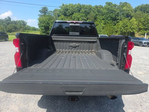 Used 2021 Chevrolet Silverado 2500 LTZ w/ LTZ Plus Package AWD/4WD image 22