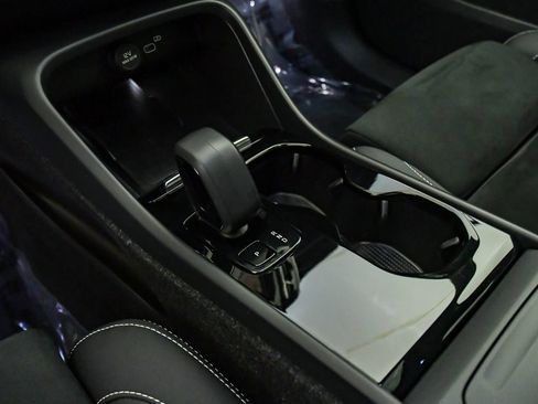 Certified 2023 Volvo XC40 Recharge Plus AWD/4WD image 20