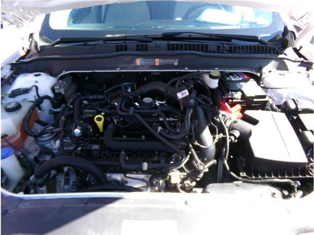 Used 2019 Ford Fusion SE FWD image 3