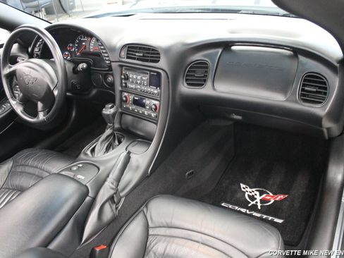 Used 2003 Chevrolet Corvette w/ Preferred Equipment Group1 image 36