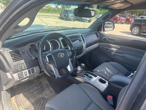 Used 2012 Toyota Tacoma 4x4 Double Cab w/ TRD Sport Upgrade Pkg image 18