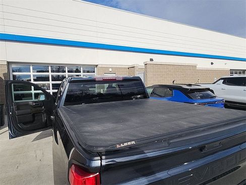 Used 2021 Chevrolet Silverado 1500 RST image 34