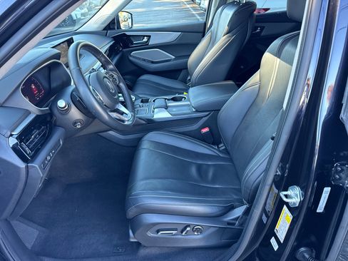 Used 2023 Acura MDX FWD w/ Technology Package image 9