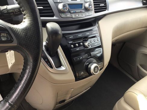 Used 2012 Honda Odyssey EX-L image 19