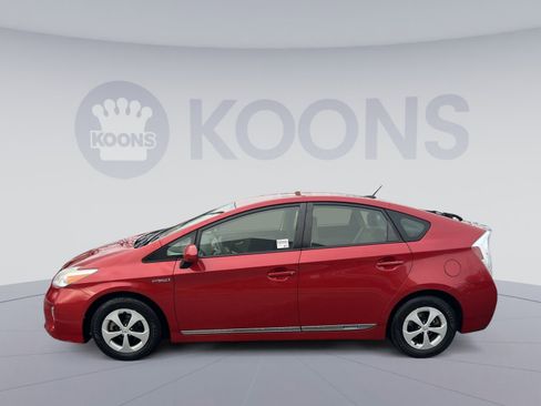 Used 2012 Toyota Prius Three image 2