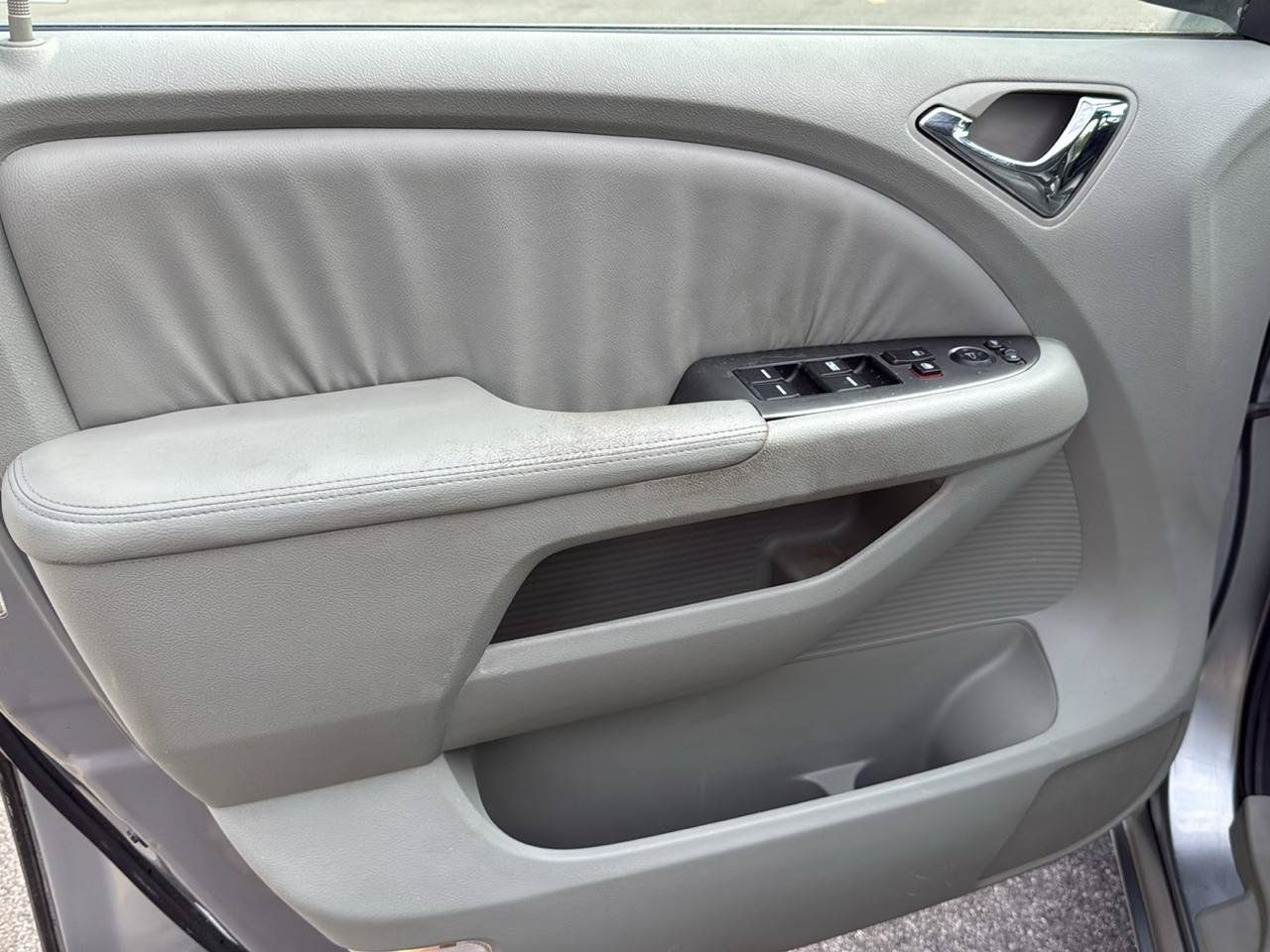 Used 2007 Honda Odyssey EX-L image 9