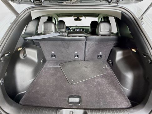 Used 2023 Jeep Cherokee Altitude Lux image 33