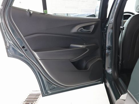 New 2026 Chevrolet Trax LT w/ LT Convenience Package image 23