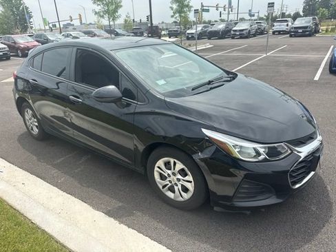 Used 2019 Chevrolet Cruze LS FWD image 7