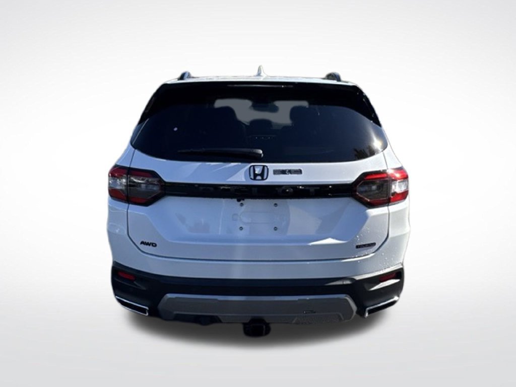New 2026 Honda Pilot Touring image 6