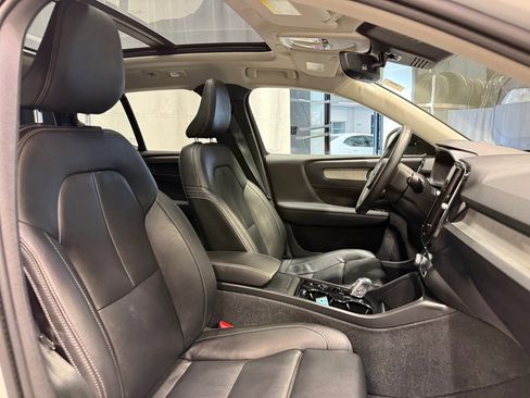 Used 2024 Volvo XC40 B5 Plus w/ Climate Package AWD/4WD image 26